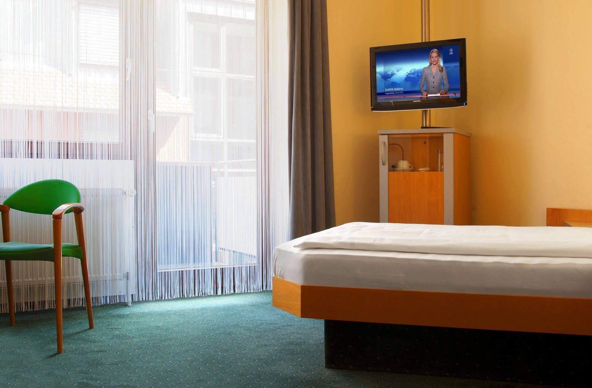 Hotel Rio Karlsruhe Ngoại thất bức ảnh